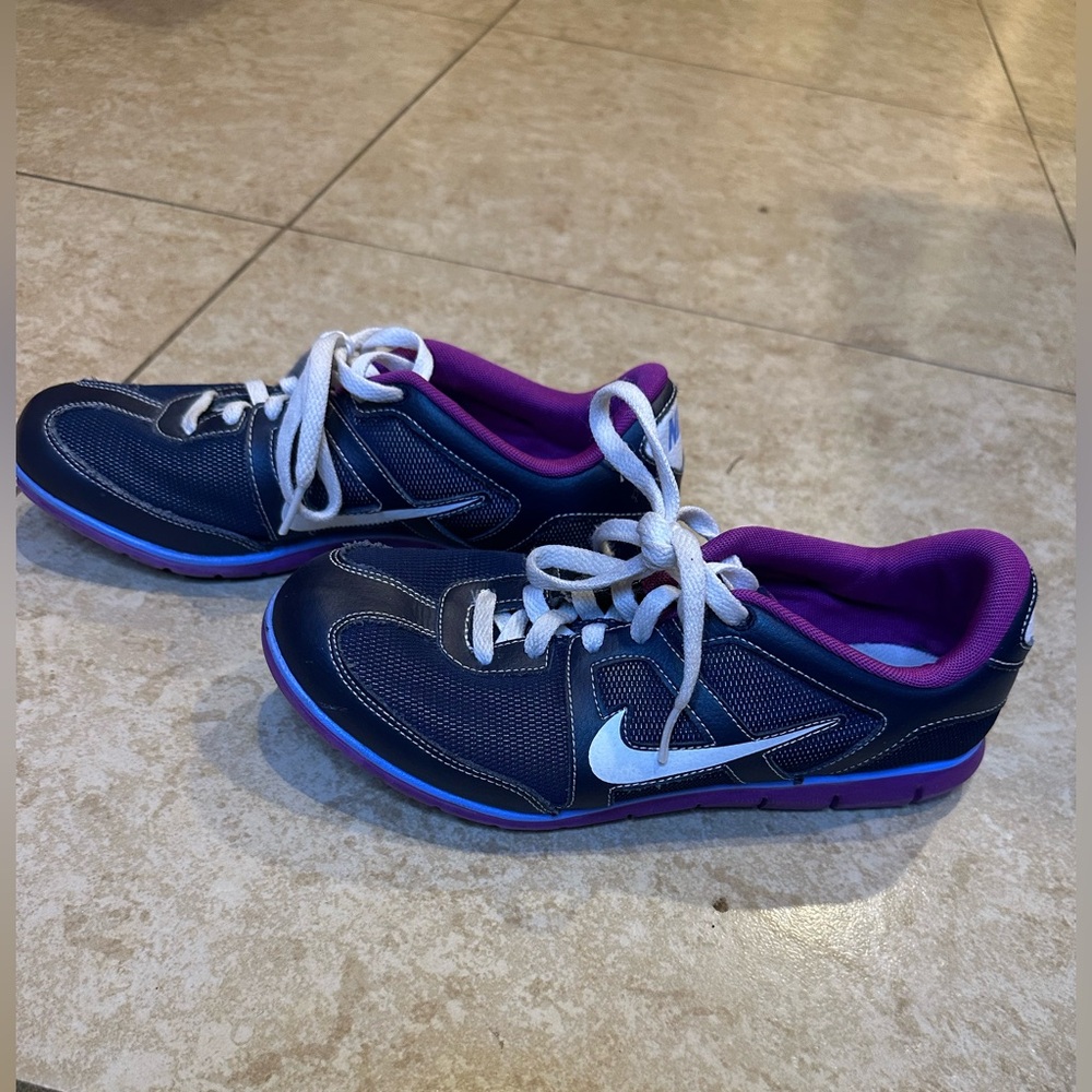 Nike Dark Blue and Purple Athletic Women’s Shoes.  Size 6